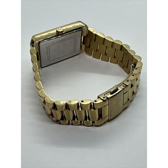 Michael Kors Nash MK3286 Unisex Gold Stainless Steel Analog Dial Watch JNA870